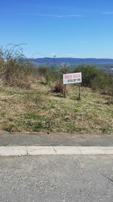 Vand teren intravilan str.Vulcan, Deva