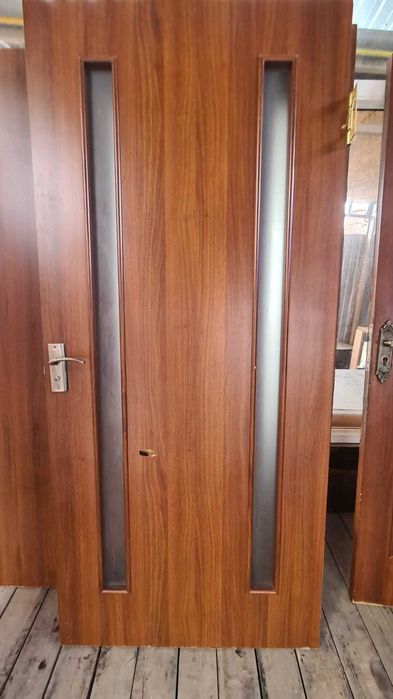 Межкомнатные бу двери