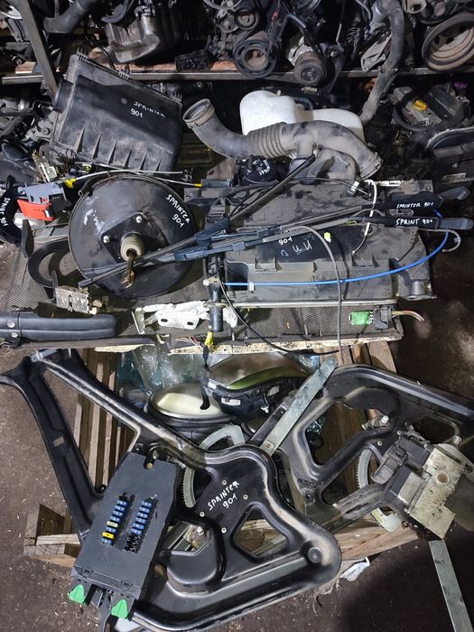 Запчасти на Мерседес Спринтер 901