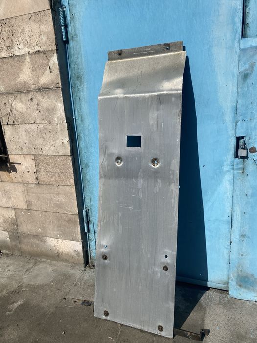 Защита днища Прадо 120