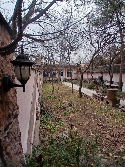 ПРОДАЁТСЯ Дом м. Пушкина ремонт, место подходит под Гостиницу!