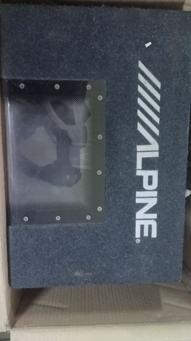 Сабвуфер Alpine  б/у.в бережном сохране