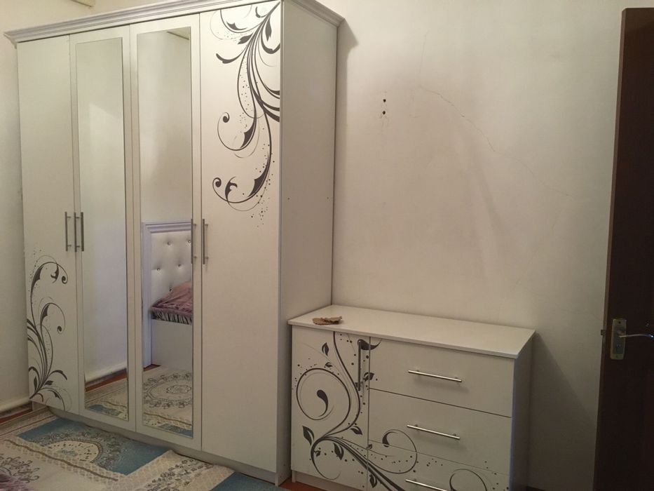 Спальный гарнитур