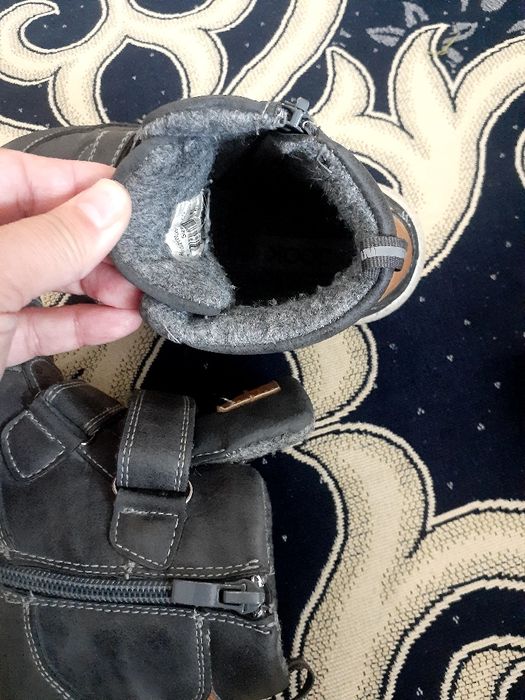 Сапоги 2000 тенге