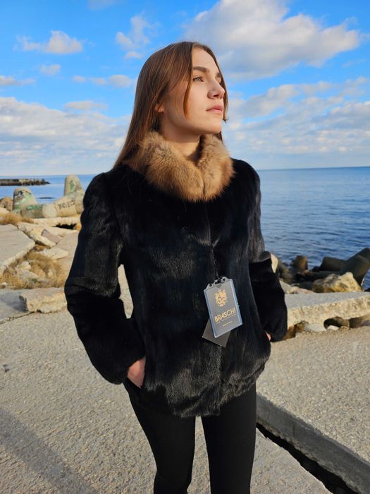 Отстъпка Луксозно палто от норка Italy