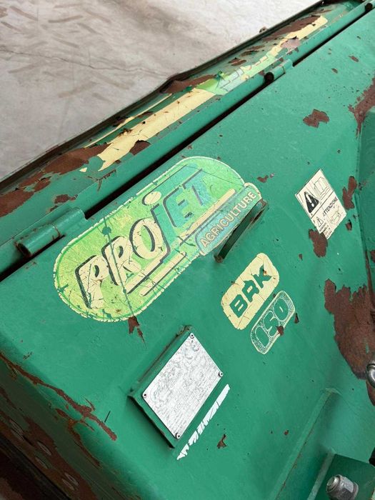 Mecomag | Tocator lateral pentru santuri si acostamente Projet BRK 150