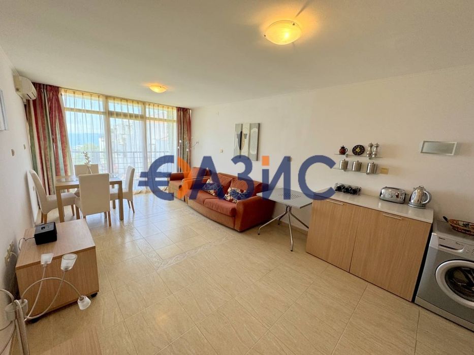 Продава се Двустаен апартамент в Свети Влас - 74 кв.м за 1555 €/кв.м - Снимка #5