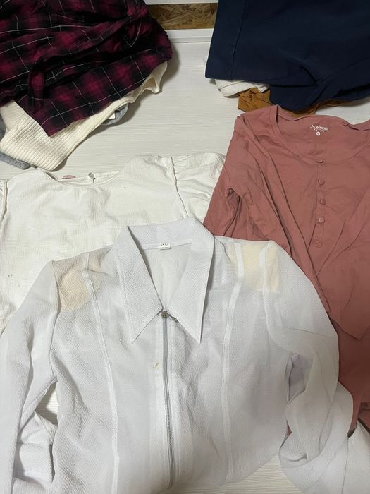 На девушку пакет