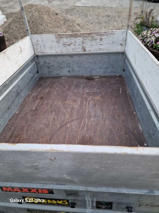 Vand remorcuta 750 kg
