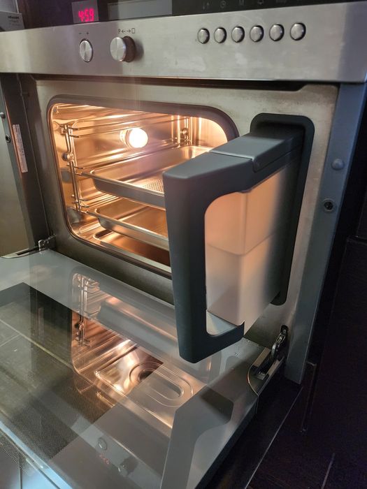 Cuptor cu aburi Siemens