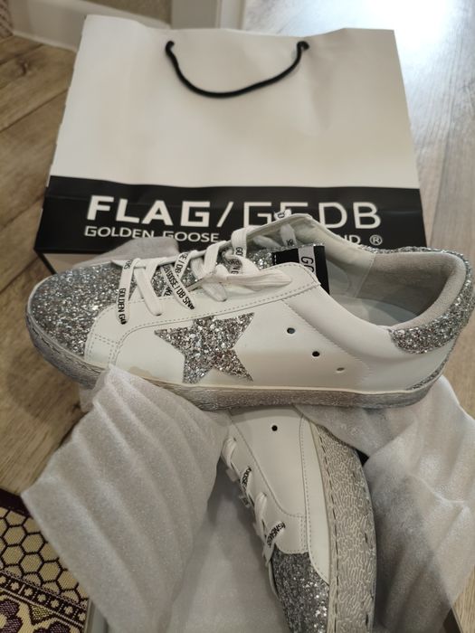 Сатылымда скейчерс кросовка размері 41 Golden Goose