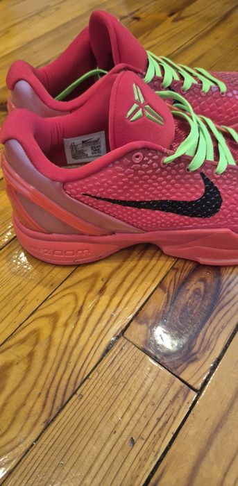 Kobe 6 Reverse Grinch