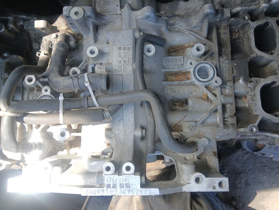 Двигатель 2,5 субари