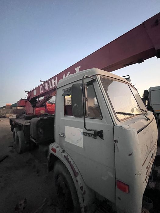 16 тонналык кран сатылады.