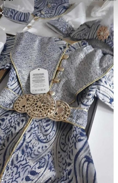 Продавам чисто нов костюм за сюнет