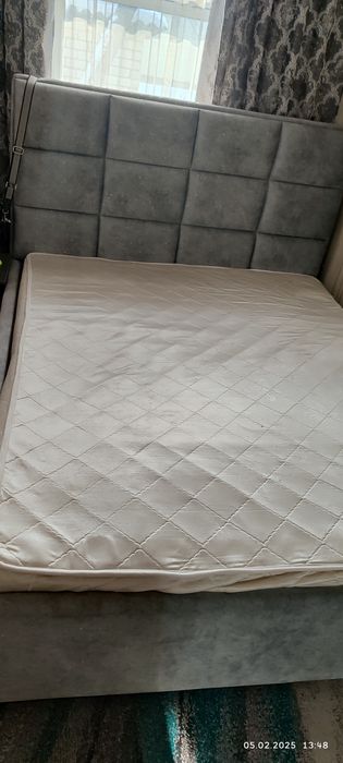 Кровать двух спальная