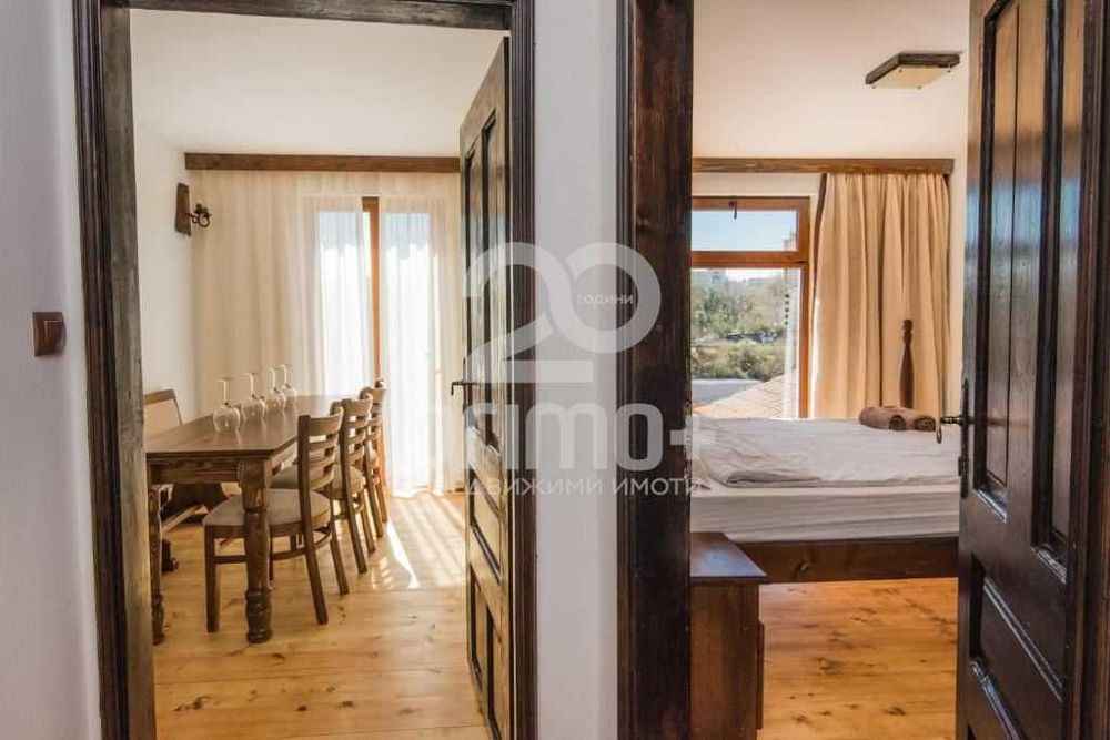 Къща с разработен бизнес