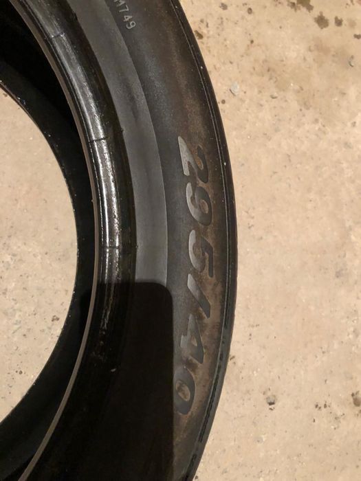 Резина Pirelli PZero 295/40 R21 111Y
