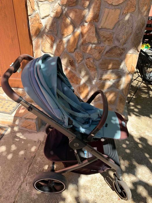 Бебешка количка Cybex Ballios S Lux 2023 г