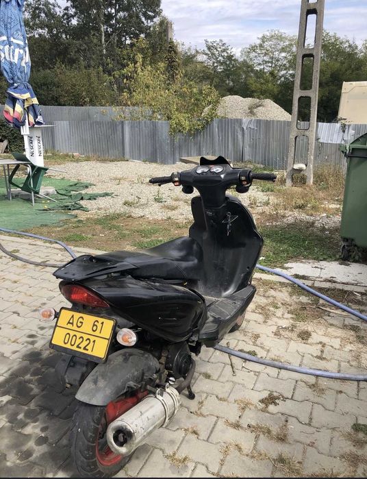 Vand scuter gy6 excelent  si schimb cu atv cross auto