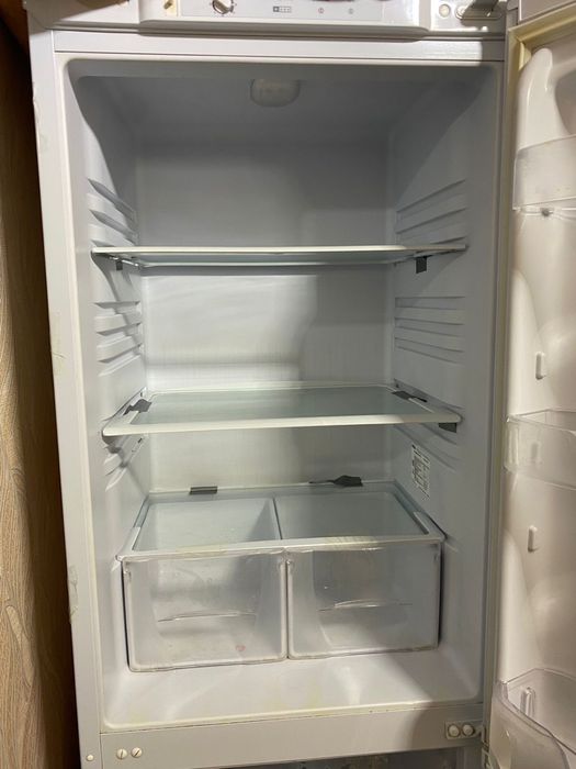 Продам холодильник срочно