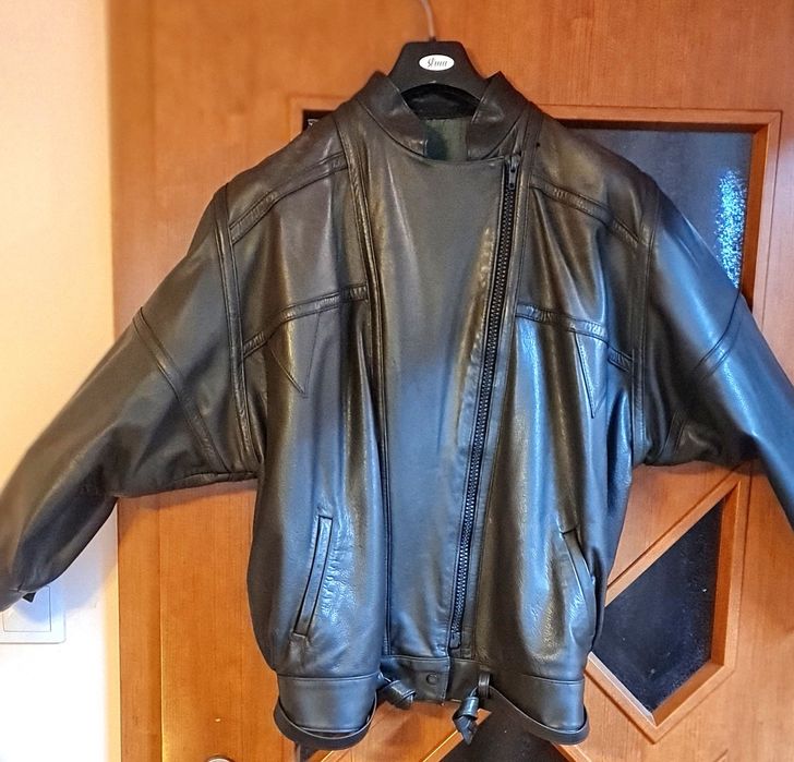 Дамскo  коженo  яке