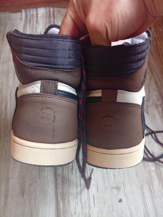 Nike Air Jordan 1 High x Travis Scott