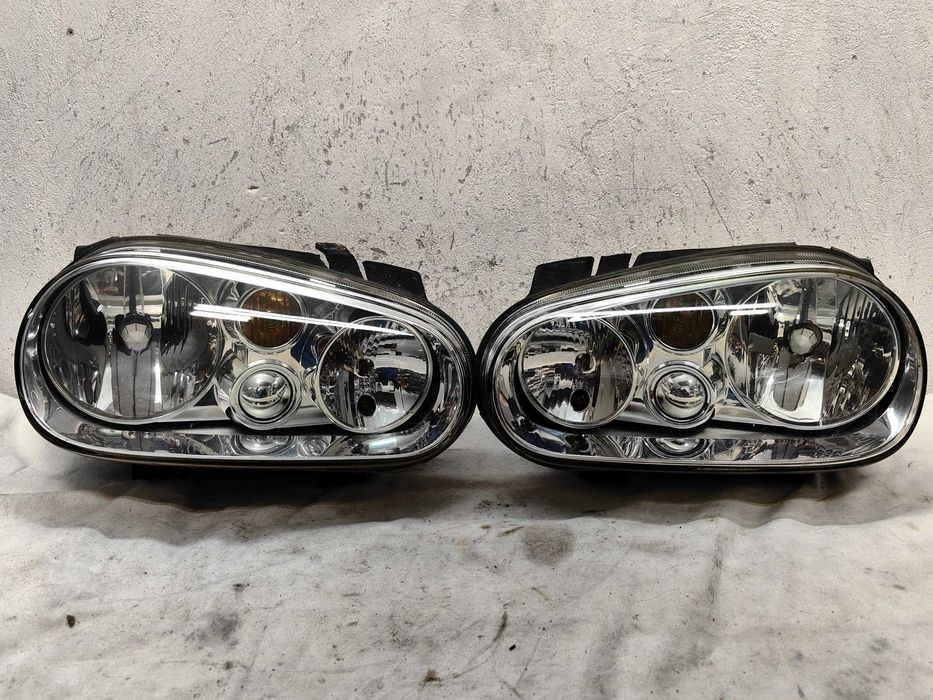 Оригинални фарове Vw Golf 4