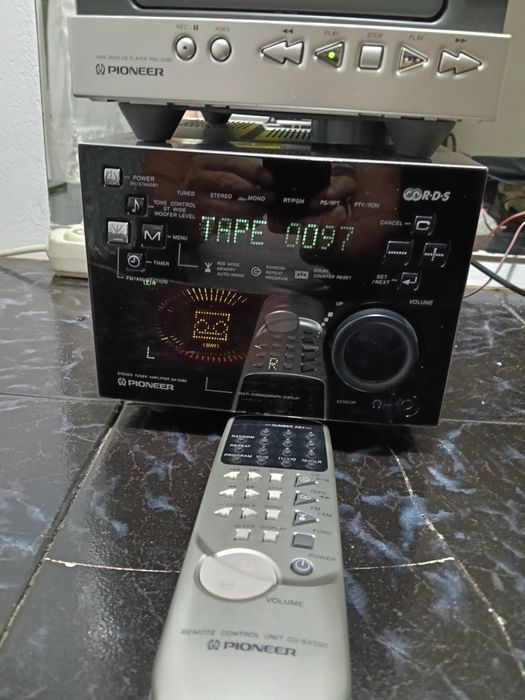 Linie audio Pioneer japoneză