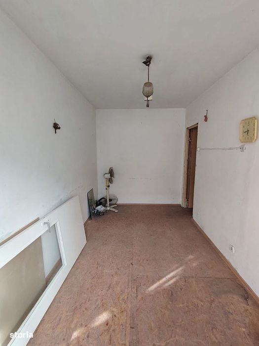 Pret imbatabil! 2 camere , et 2, zona Tribunalul Nou.
