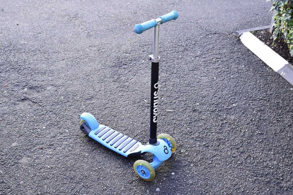 trotineta copii 3 roti Cygnus Kid Scooter