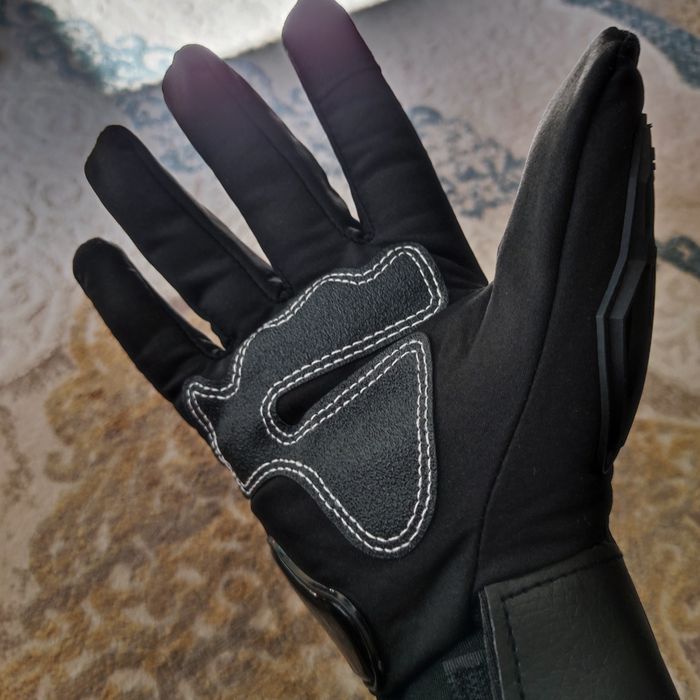 Продам мотоперчатки