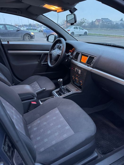 Opel vectra/138000 km reali/stare buna!
