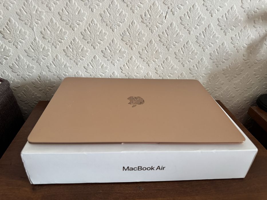 MacBook Air M1 2020 8GB 256GB SSD