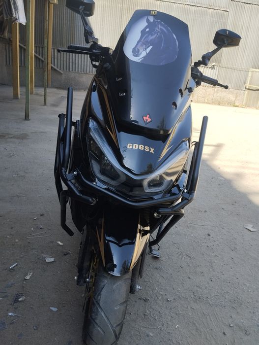 Продам мопед макси