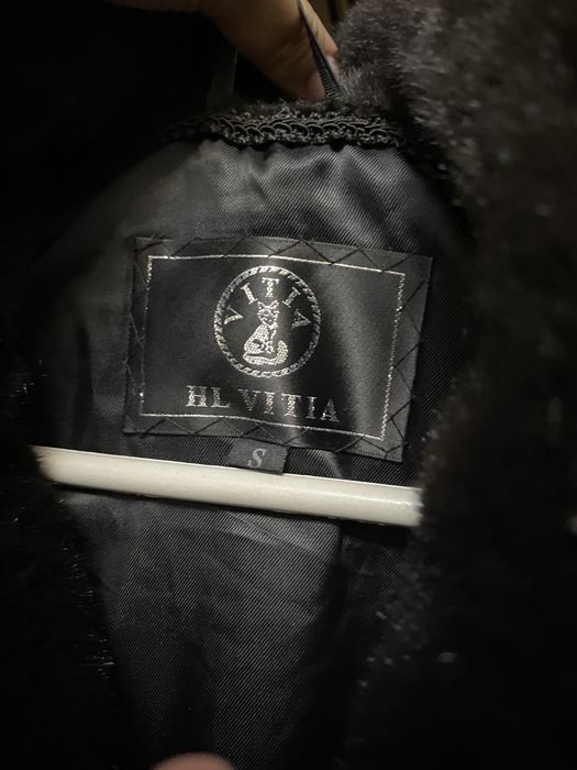 Чемоданда тұр кім алады?