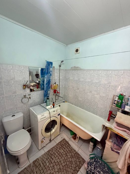 1в 2/3/4 на Юнусабаде-18, кирпич. 42 кв.м.