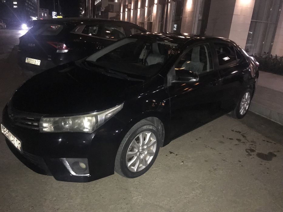 Продам авто Corolla короллу 2013
