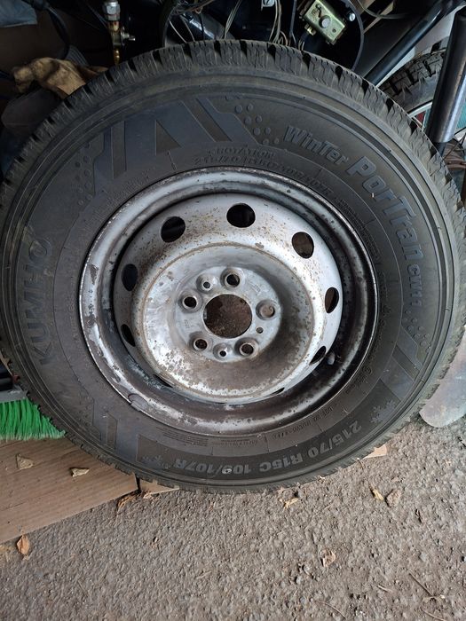 Бусови зимни гуми с джанти