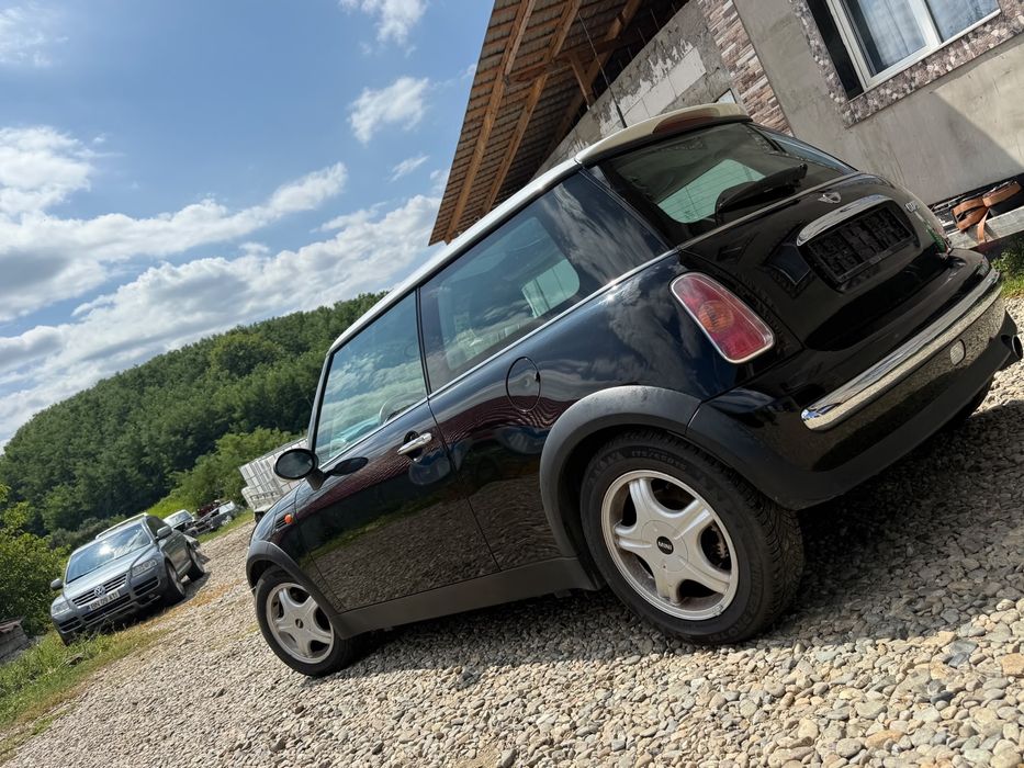 Mini cooper recent adus in tara