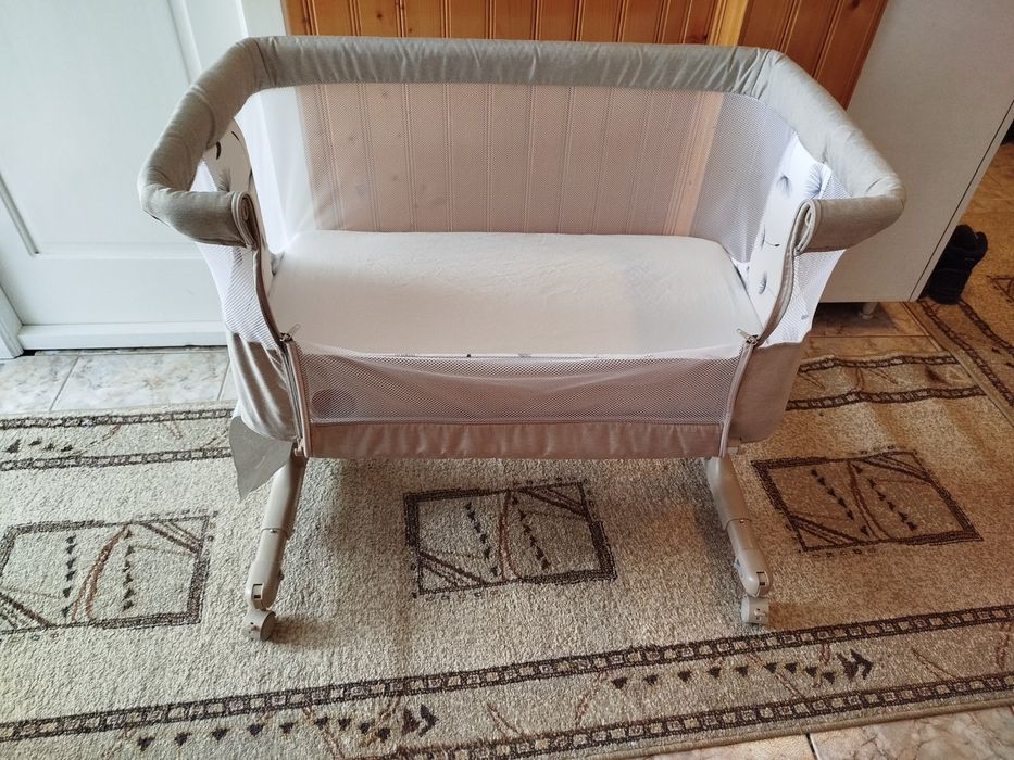 Vând pătuț co-sleeper Lionelo Aurora