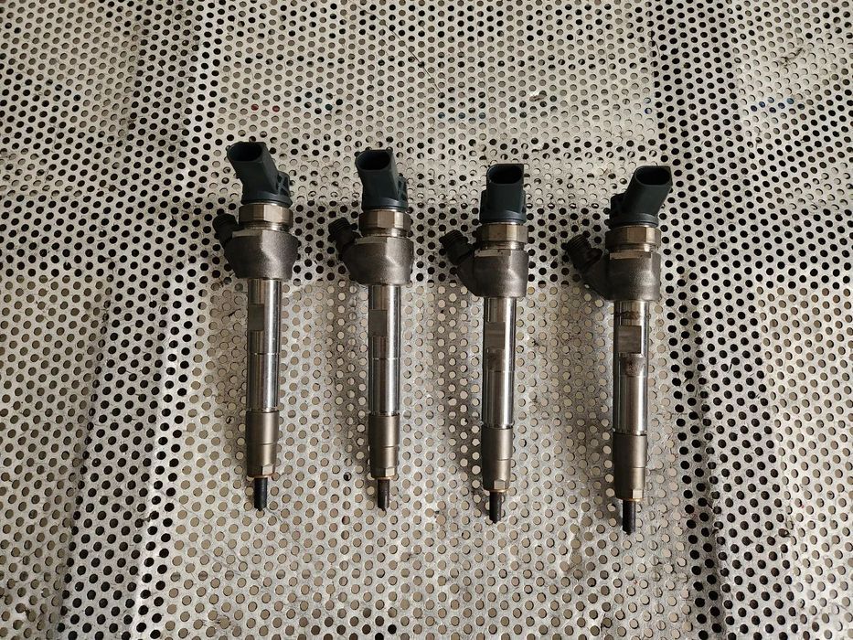 Set 4 Injectoare Injector Bmw 2.0 Diesel B47 Cod  x3 x4 F25 F26 x1 x2 F39 F48 F30 G31 G30 G31 G20 G