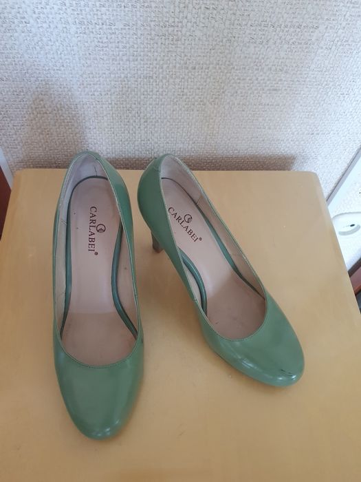 Продам туфли лодочка