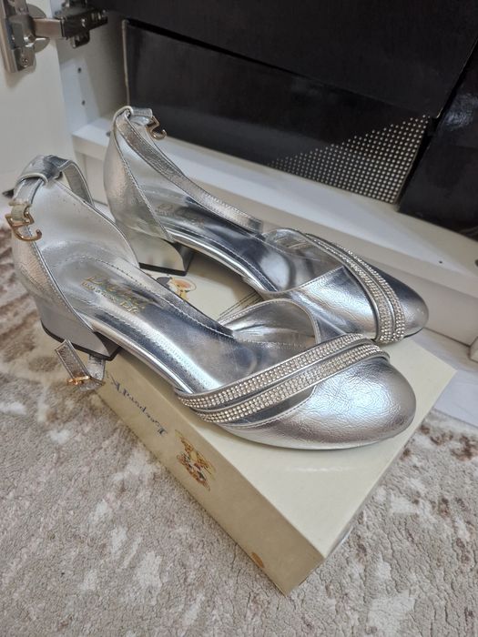 Туфли для девочек