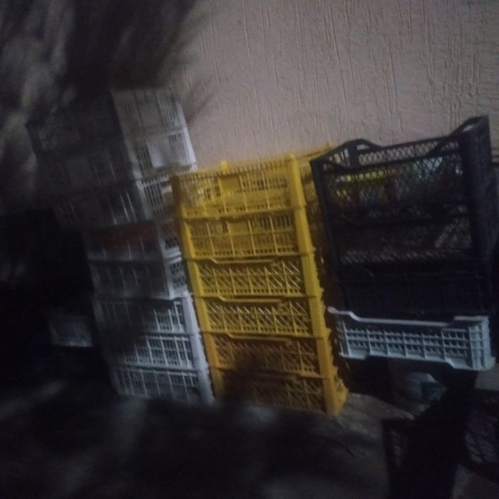 Пластиковый яшики