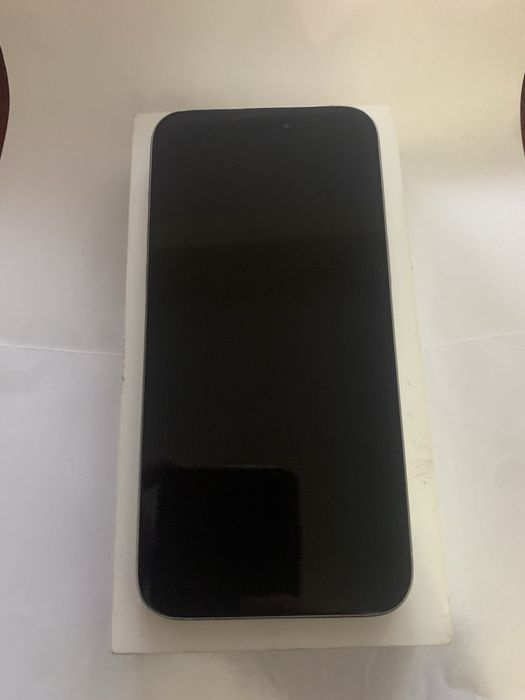 Iphone 15 pro max 256gb impecabil 10/10 cumparat de nou cu factură  la el