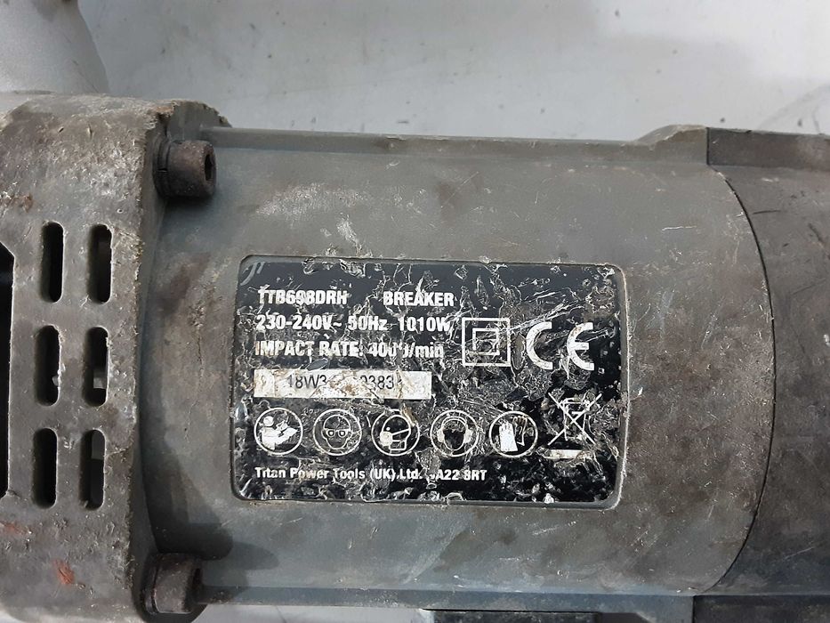 Къртач - Titan 1010 W