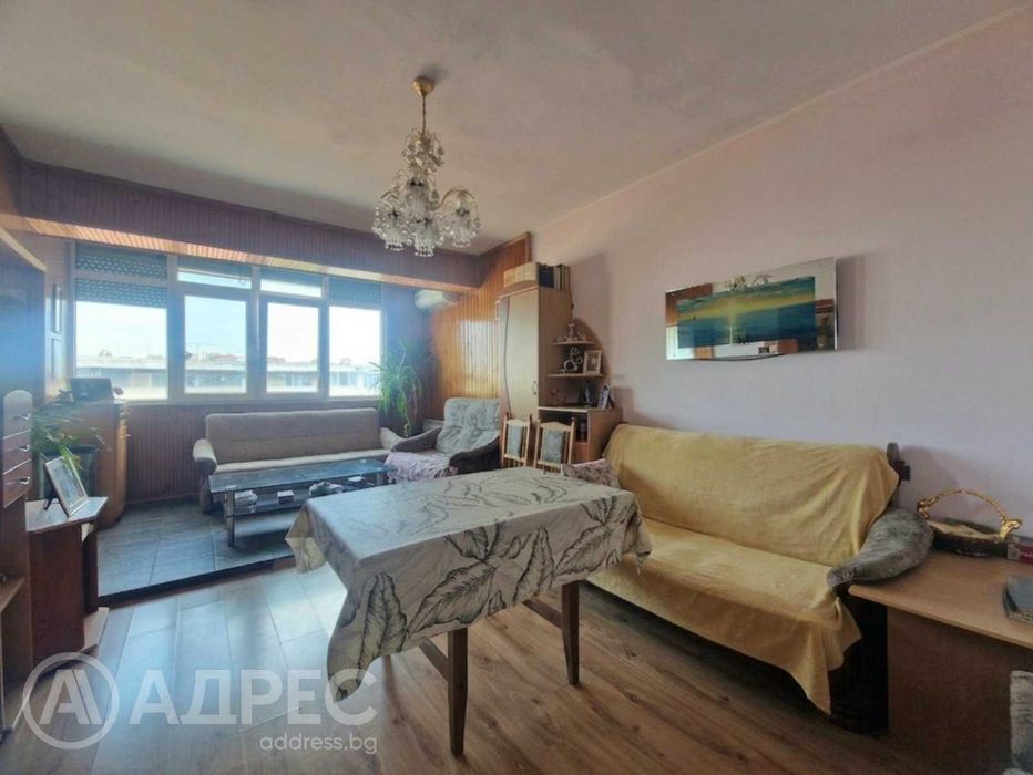 Тристаен апартамент, Център, 82 кв.м., ет. 5, ТЕЦ, тухла, обзаведен