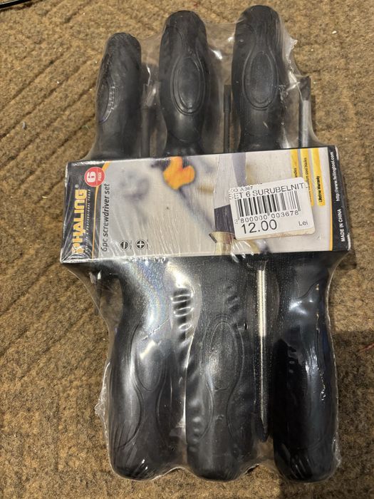 Set surubelnite cu magnet