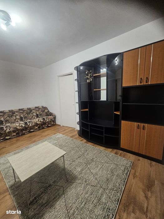 Inchiriez apartament 2 camere , mobilat si utilat, etaj 2 .